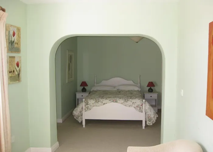 Frühstückspension Sunville 4*